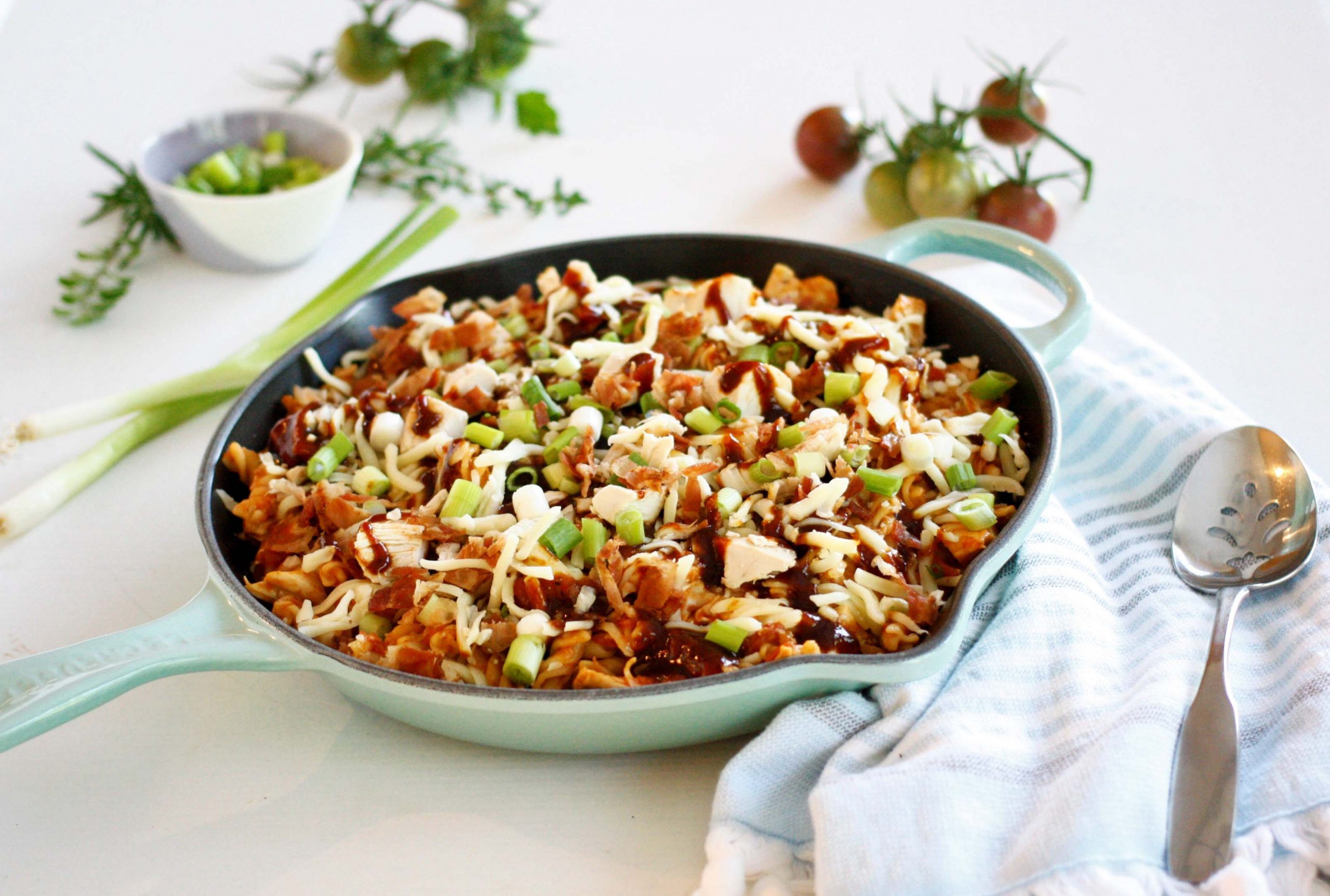 CHEESY BBQ CHICKEN FUSILI