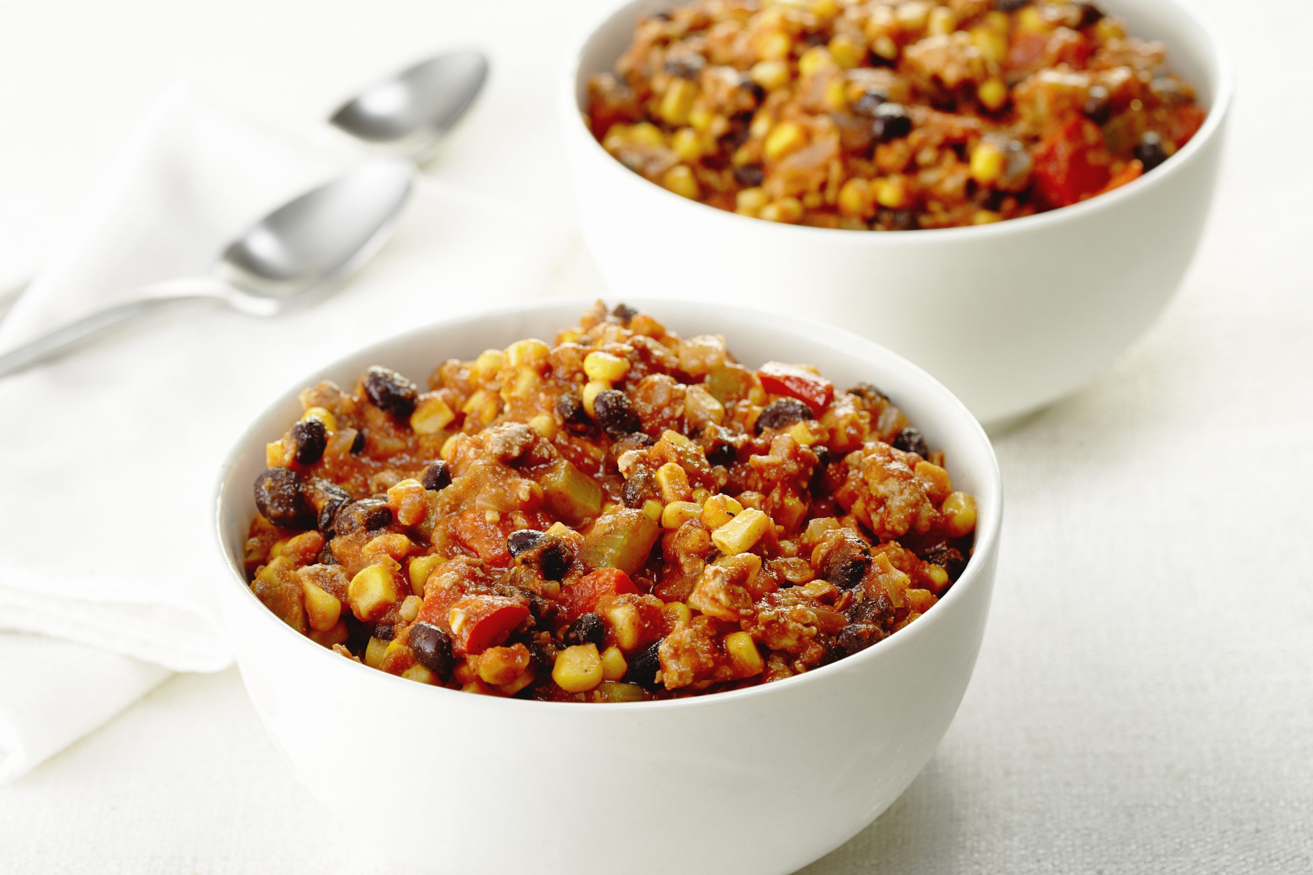 CHICKEN CHILI WITH CORN & BLACK BEANS