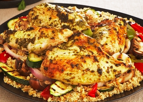 CHICKEN WITH QUINOA AND GRILLED VEGETABLES