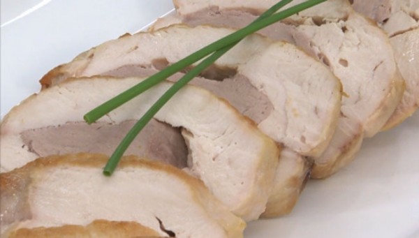 COQ AU PORC WITH PEARS AND GRAPES