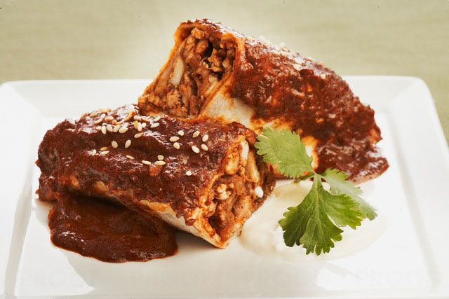 CHICKEN ENCHILADAS WITH MOLE