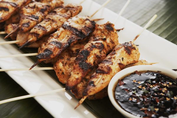 CHICKEN SATAY WITH ASIAN DIP