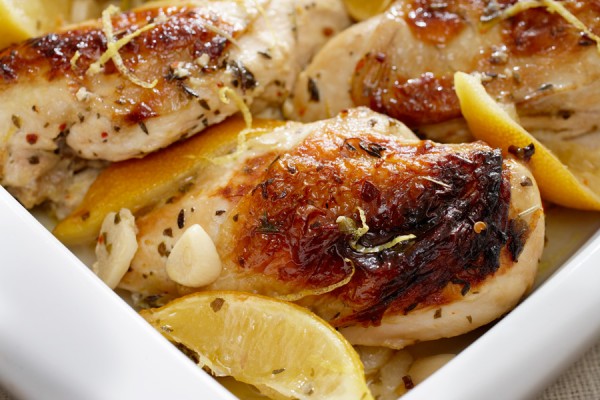 CHICKEN WITH LEMON & GARLIC