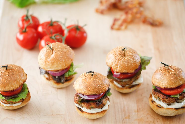 CLASSIC CHICKEN BURGER SLIDERS
