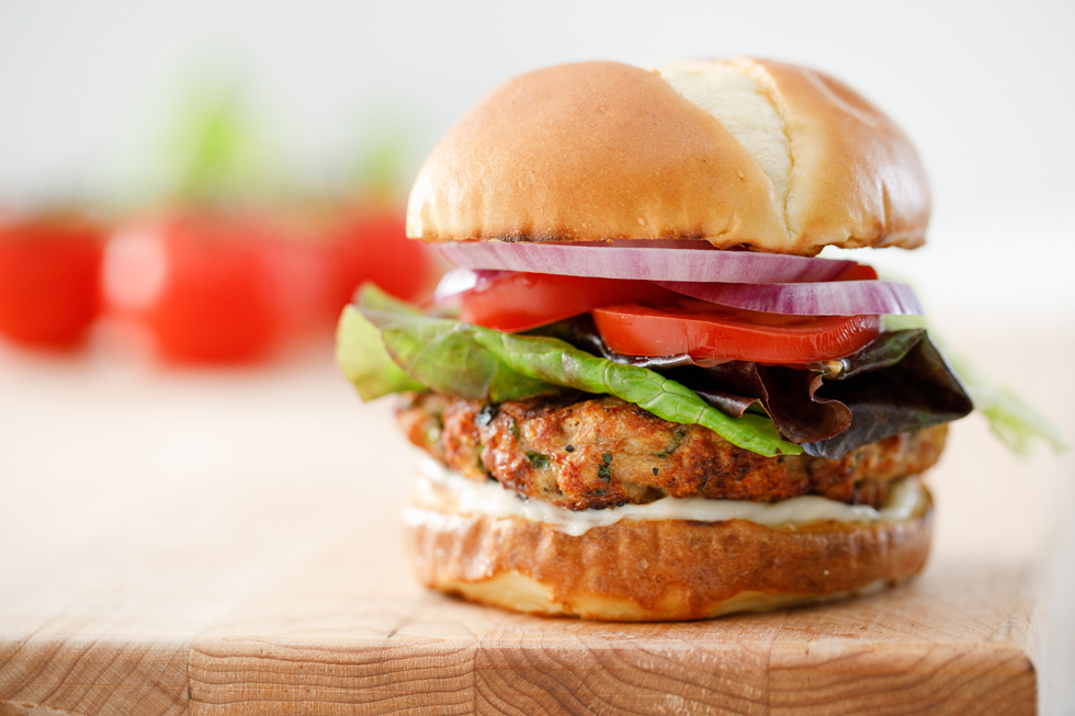 CLASSIC CHICKEN BURGERS