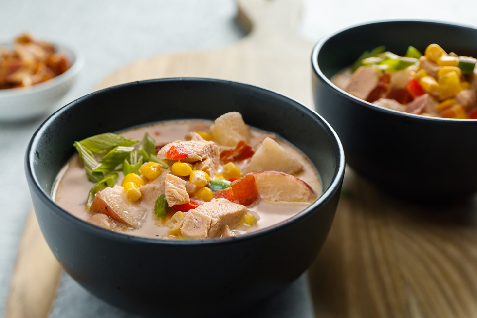 CHICKEN & CORN CHOWDER