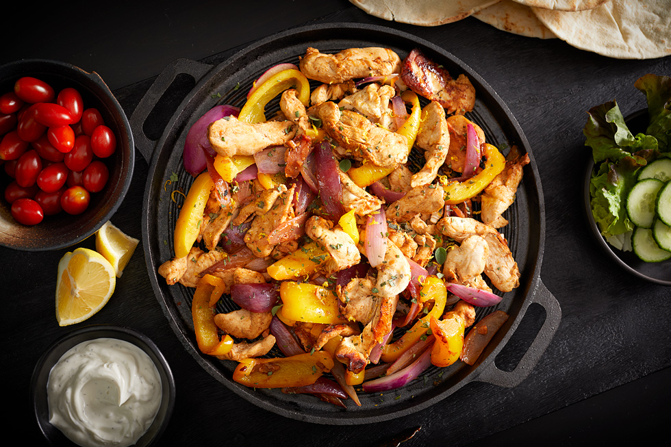 ONE PAN CHICKEN SOUVLAKI