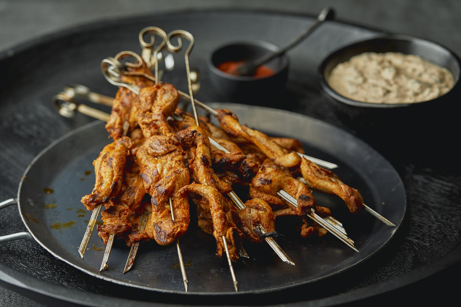 SPANISH CHICKEN SKEWERS WITH YOGURT SAUCE